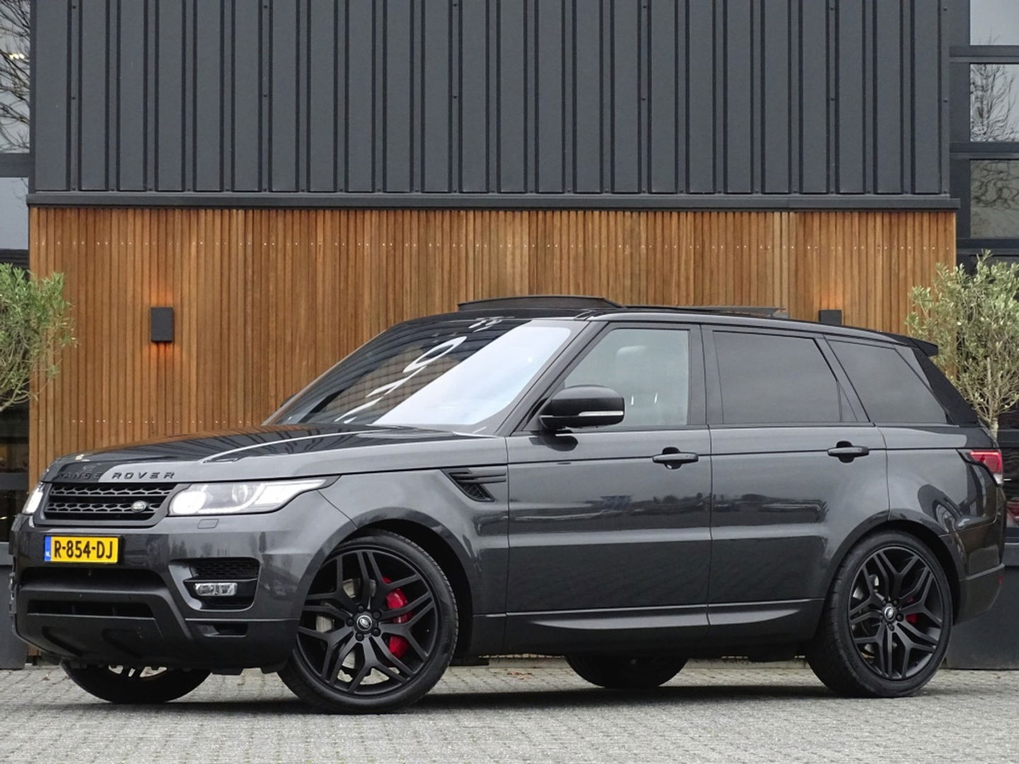 Land Rover Range Rover Sport 3.0 SDV6 306PK / R-Dynamic / facelift / Meridian / LED