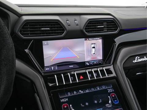 Lamborghini Urus 4.0 V8 Pearl Capsule (INCL.BTW) *CERAMIC-BRAKES | PANO | HEAD-UP | SOFT-CLOSE | LEATHER-ALCANTARA | FULL-LED | NIGHT-VISION | BANG&OLUFSEN | MEMORY-PACK | HEATED-SPORTSEATS | TOP-VIEW | ADAPTIVE-CRUISE | BLIND-SP