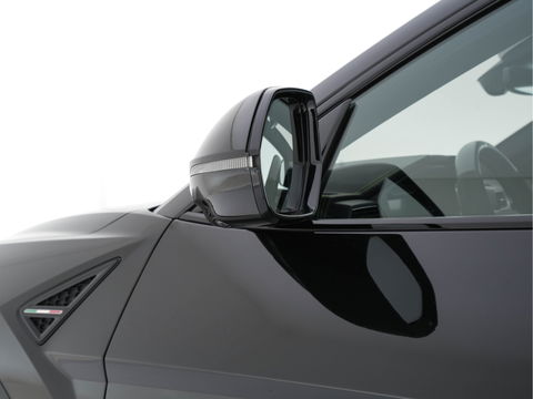 Lamborghini Urus 4.0 V8 Pearl Capsule (INCL.BTW) *CERAMIC-BRAKES | PANO | HEAD-UP | SOFT-CLOSE | LEATHER-ALCANTARA | FULL-LED | NIGHT-VISION | BANG&OLUFSEN | MEMORY-PACK | HEATED-SPORTSEATS | TOP-VIEW | ADAPTIVE-CRUISE | BLIND-SP