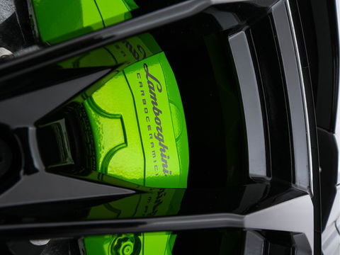 Lamborghini Urus 4.0 V8 Pearl Capsule (INCL.BTW) *CERAMIC-BRAKES | PANO | HEAD-UP | SOFT-CLOSE | LEATHER-ALCANTARA | FULL-LED | NIGHT-VISION | BANG&OLUFSEN | MEMORY-PACK | HEATED-SPORTSEATS | TOP-VIEW | ADAPTIVE-CRUISE | BLIND-SP