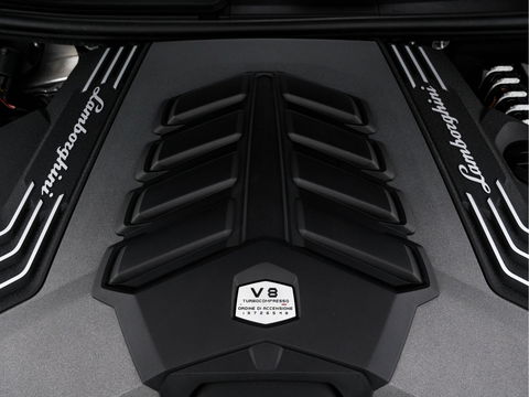 Lamborghini Urus 4.0 V8 Pearl Capsule (INCL.BTW) *CERAMIC-BRAKES | PANO | HEAD-UP | SOFT-CLOSE | LEATHER-ALCANTARA | FULL-LED | NIGHT-VISION | BANG&OLUFSEN | MEMORY-PACK | HEATED-SPORTSEATS | TOP-VIEW | ADAPTIVE-CRUISE | BLIND-SP