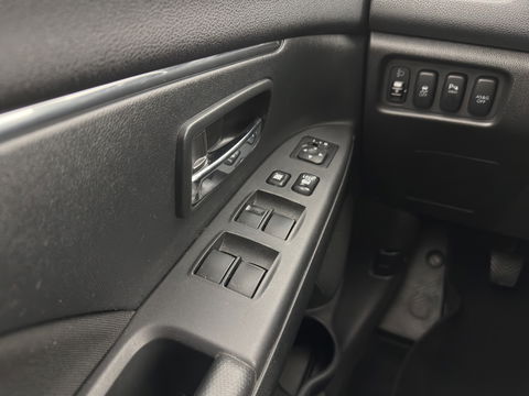 Mitsubishi ASX 1.6 Cleartec Bright *AIRCO | COMFORT-SEATS | TOWBAR | RADIO-CD | PDC | 15"ALU*