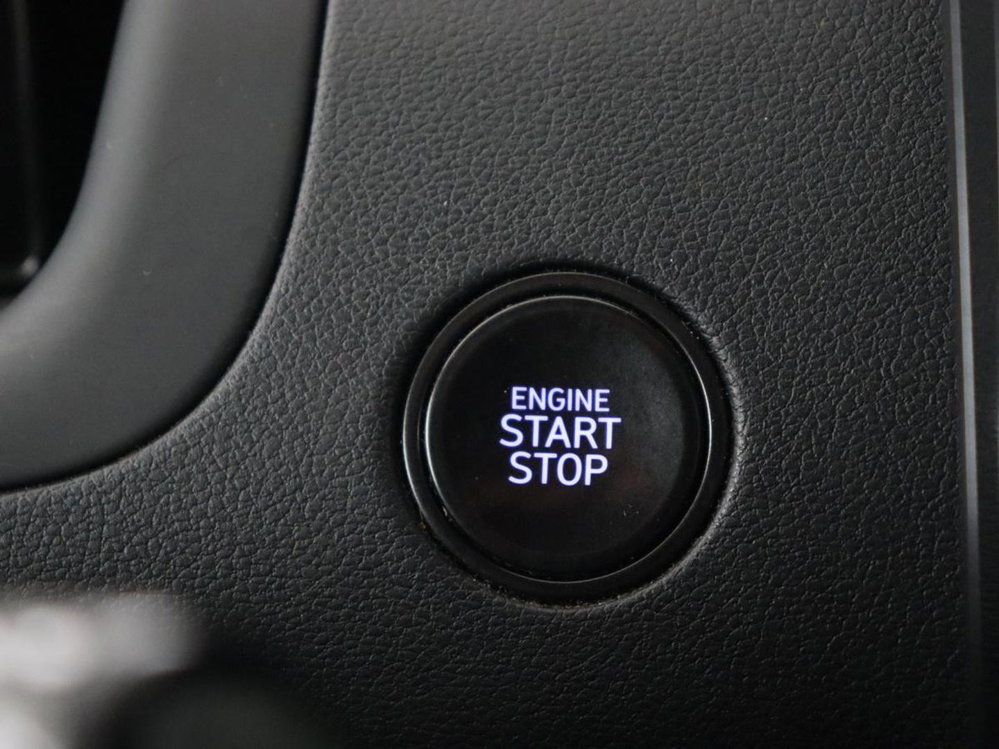 Hyundai Tucson 1.6 T-GDI PHEV N Line Sky 4WD | Panoramadak | Leder/Alcantara | Stoelverwarming | Camera | Carplay | Stuurverwarming | Keyless | Full LED | Navigatie | 19'' lichtmetalen velgen | Plug In