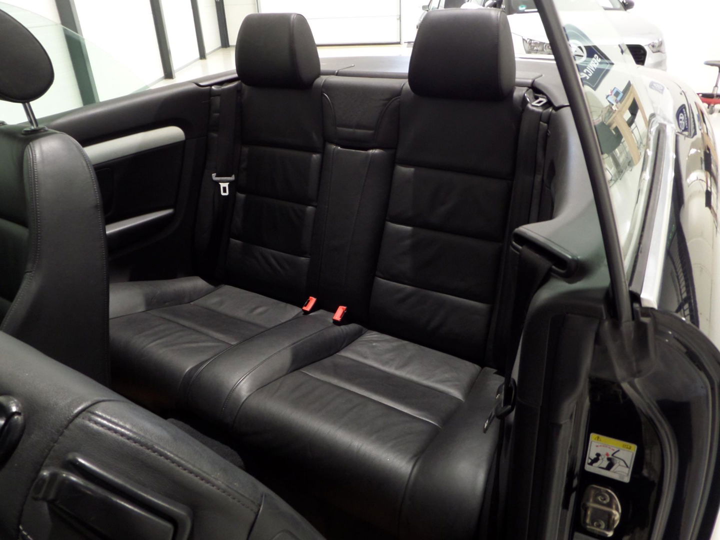 Audi A4 Cabriolet 2.0 TFSI S-Line "Automaat" Leer Xenon Stoelverwarming Bose Cruise-control Youngtimer in uniek mooie staat!