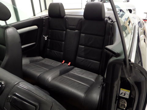 Audi A4 Cabriolet 2.0 TFSI S-Line "Automaat" Leer Xenon Stoelverwarming Bose Cruise-control Youngtimer in uniek mooie staat!