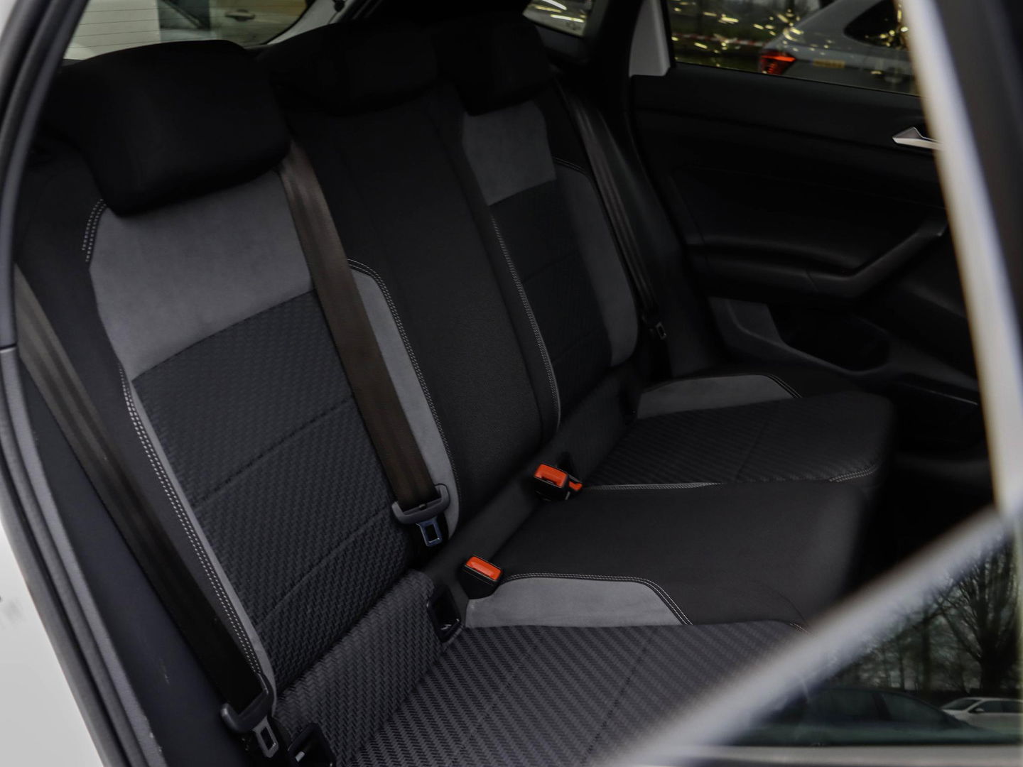 Volkswagen Polo 1.0 TSI 116pk DSG Highline Business R-Line 3x Pano 17'' LMV