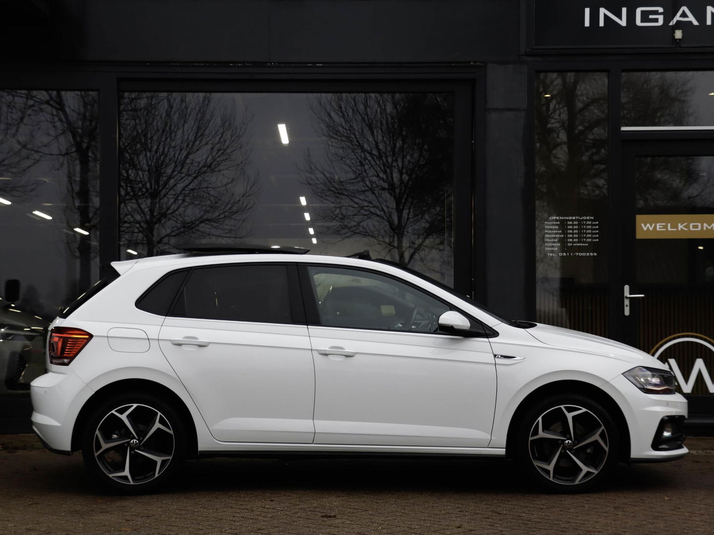 Volkswagen Polo 1.0 TSI 116pk DSG Highline Business R-Line 3x Pano 17'' LMV