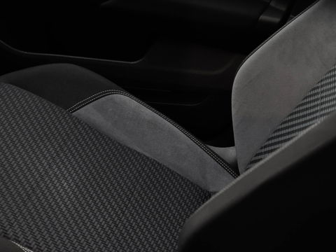 Volkswagen Polo 1.0 TSI 116pk DSG Highline Business R-Line 3x Pano 17'' LMV