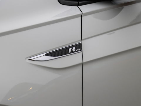 Volkswagen Polo 1.0 TSI 116pk DSG Highline Business R-Line 3x Pano 17'' LMV