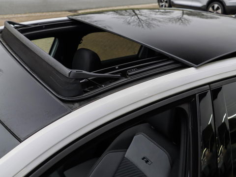 Volkswagen Polo 1.0 TSI 116pk DSG Highline Business R-Line 3x Pano 17'' LMV