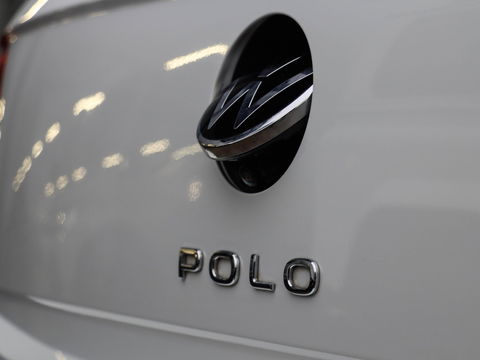 Volkswagen Polo 1.0 TSI 116pk DSG Highline Business R-Line 3x Pano 17'' LMV