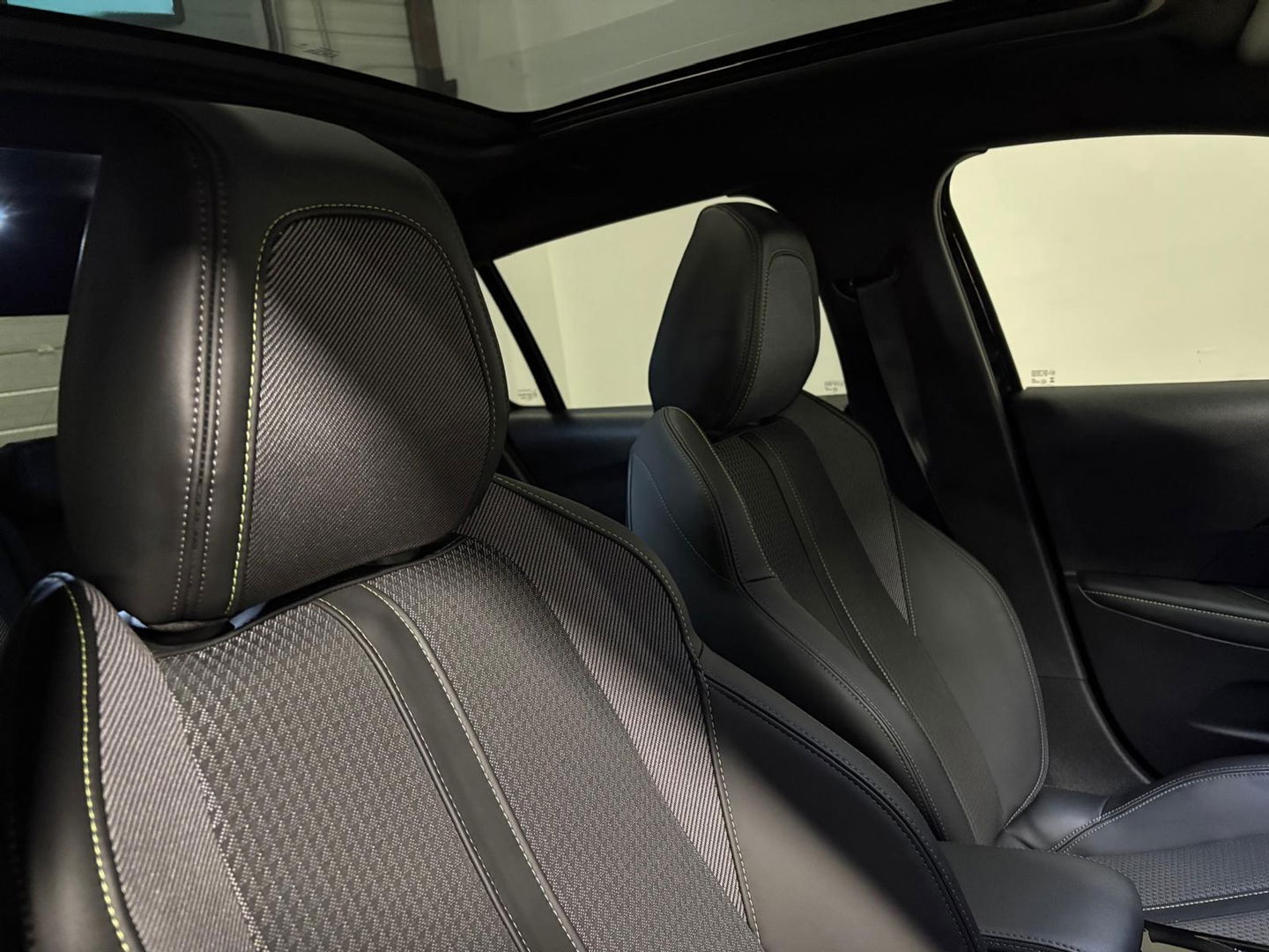 Peugeot 208 1.2 PureTech 100 GT PANO KEYLESS VOL'