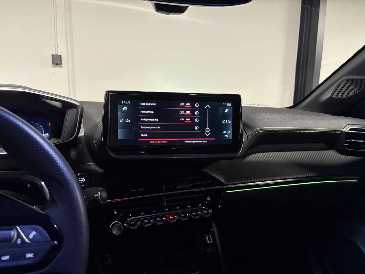 Peugeot 208 1.2 PureTech 100 GT PANO KEYLESS VOL'