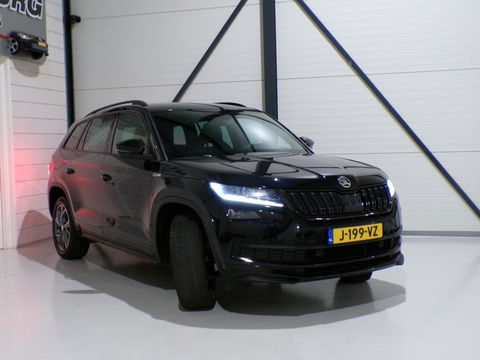 Škoda Kodiaq 1.5 TSI Sportline Business "Origineel NL!" Trekhaak Apple-Carplay Sportstoelen Camera Stoelverwarming Virtual Canton