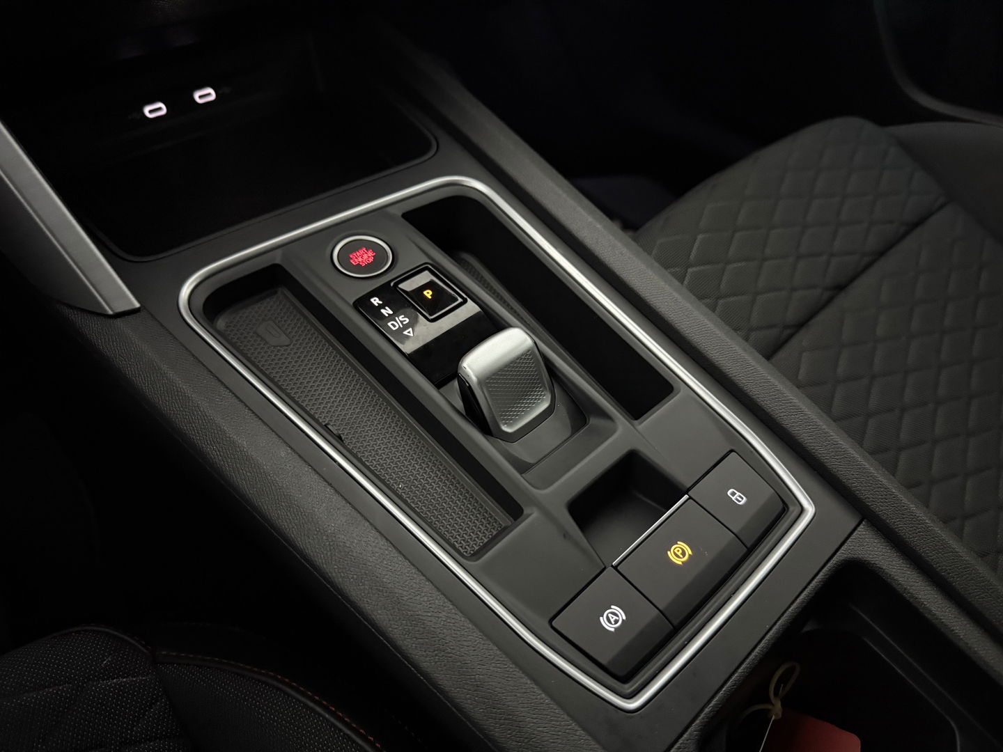 SEAT Leon 1.4 TSI eHybrid PHEV FR | SOH 94% | Virtual | Sfeer | Adap. Cruise | Carplay | Parkeersens. | NAP