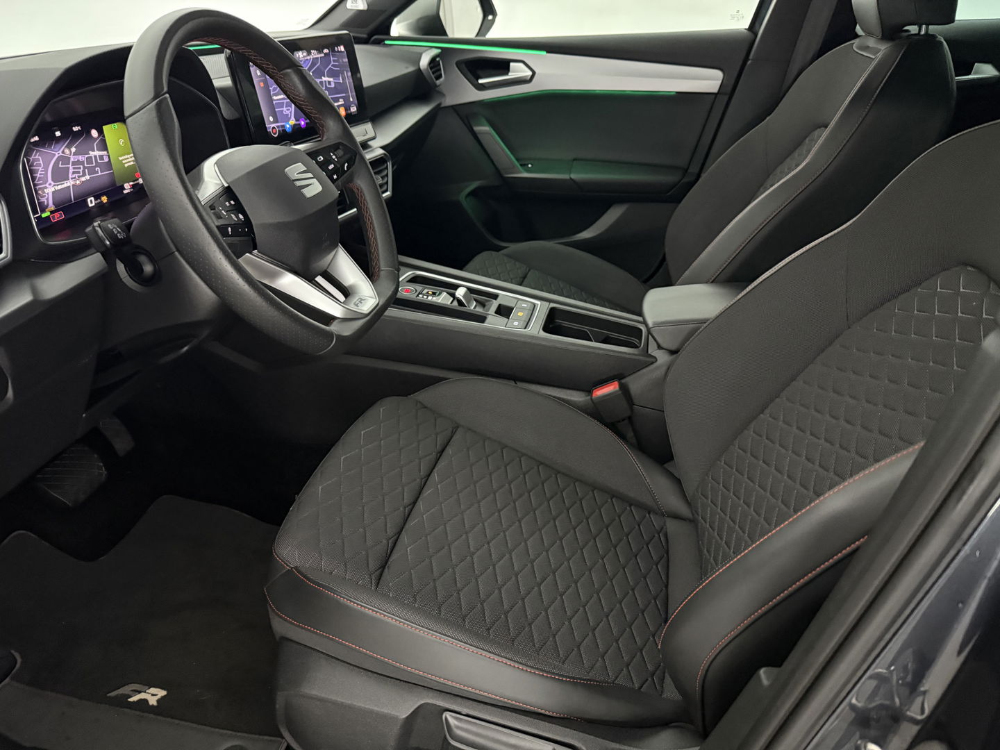 SEAT Leon 1.4 TSI eHybrid PHEV FR | SOH 94% | Virtual | Sfeer | Adap. Cruise | Carplay | Parkeersens. | NAP