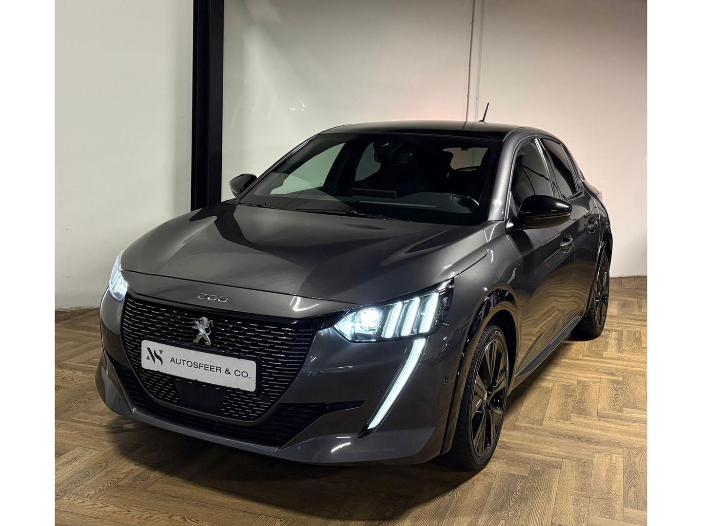 Peugeot 208 1.2 PureTech 100 GT PANO KEYLESS