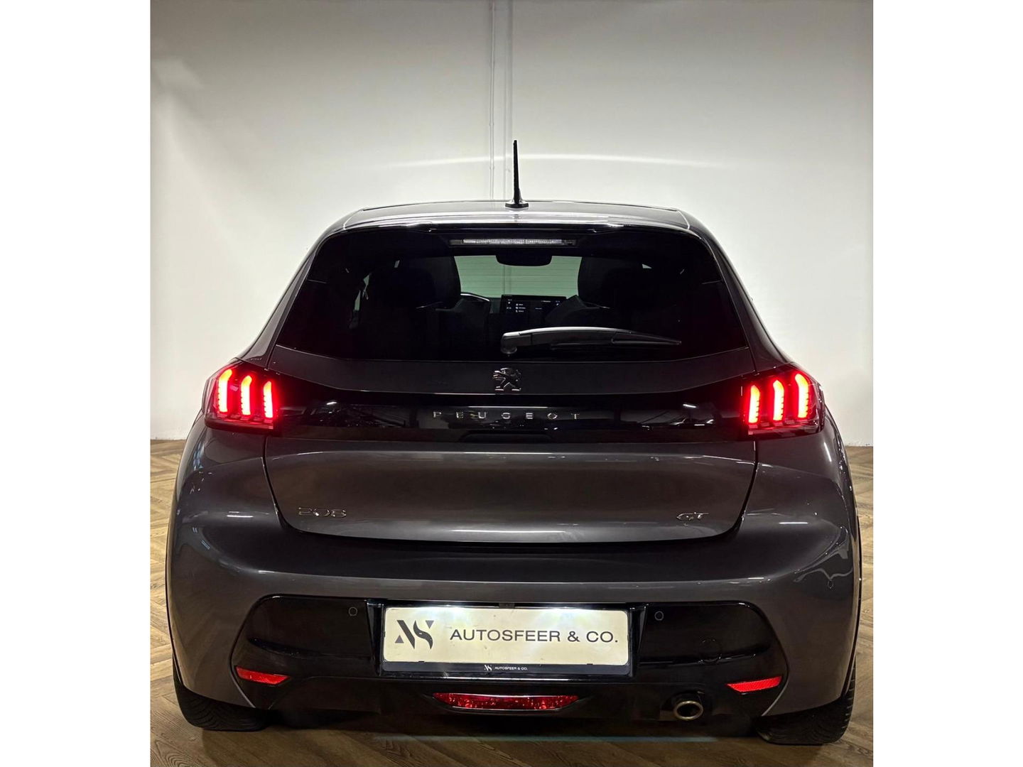 Peugeot 208 1.2 PureTech 100 GT PANO KEYLESS