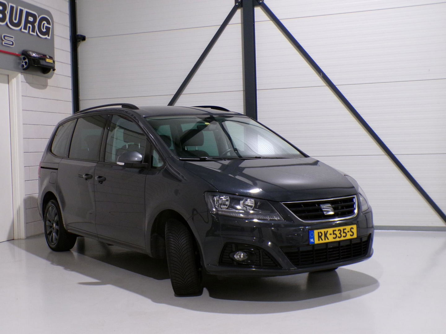 SEAT Alhambra 2.0 TDI Connect 7P "7 Persoons" Trekhaak Apple-Carplay Camera Stoelverwarming Navigatie Elektrische-Deuren Keyless
