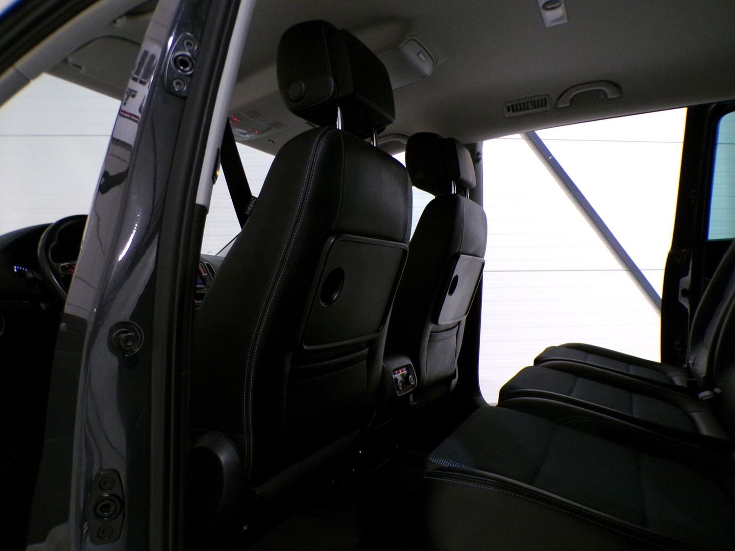 SEAT Alhambra 2.0 TDI Connect 7P "7 Persoons" Trekhaak Apple-Carplay Camera Stoelverwarming Navigatie Elektrische-Deuren Keyless