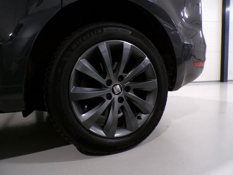 SEAT Alhambra 2.0 TDI Connect 7P "7 Persoons" Trekhaak Apple-Carplay Camera Stoelverwarming Navigatie Elektrische-Deuren Keyless