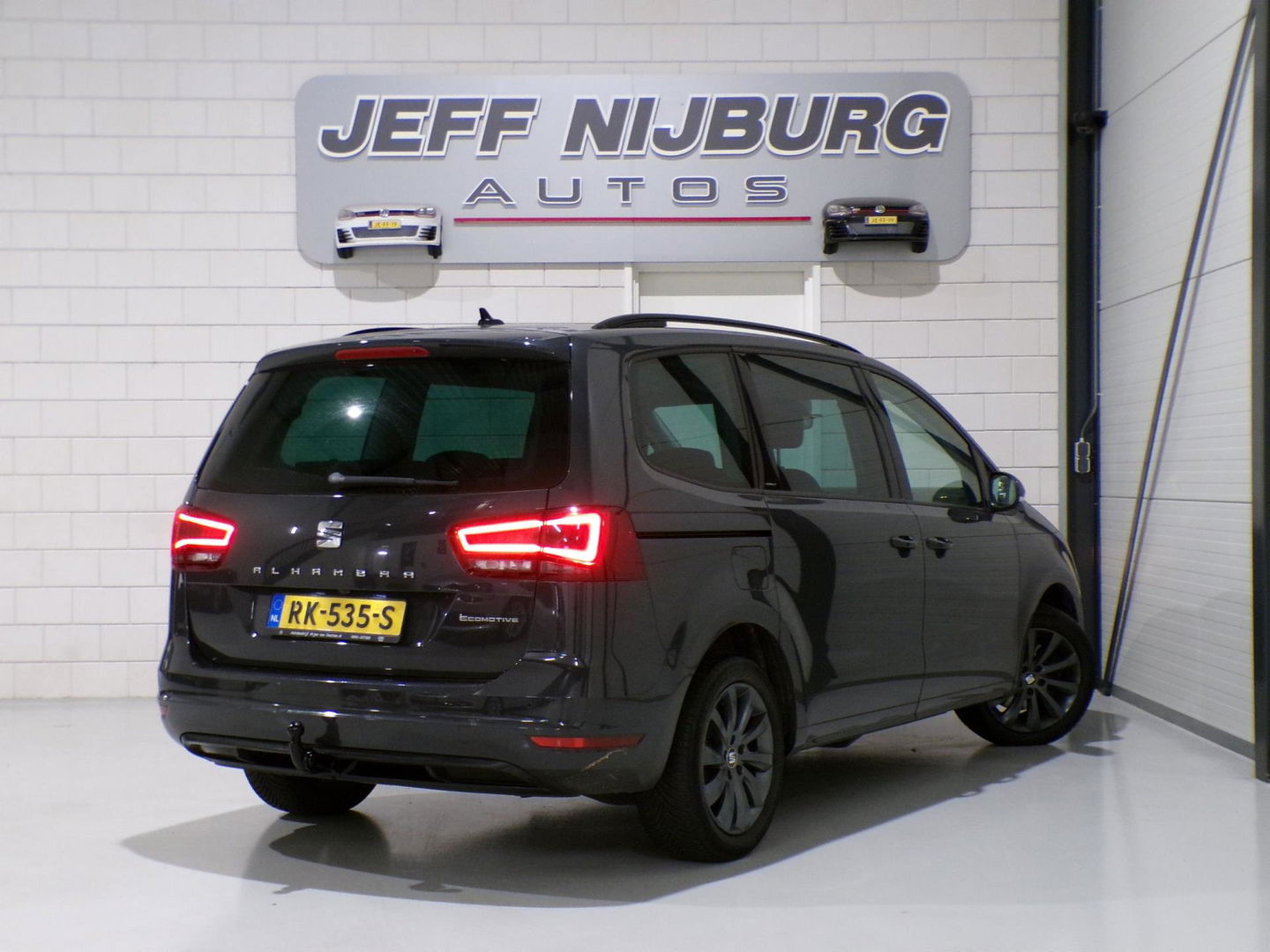 SEAT Alhambra 2.0 TDI Connect 7P "7 Persoons" Trekhaak Apple-Carplay Camera Stoelverwarming Navigatie Elektrische-Deuren Keyless