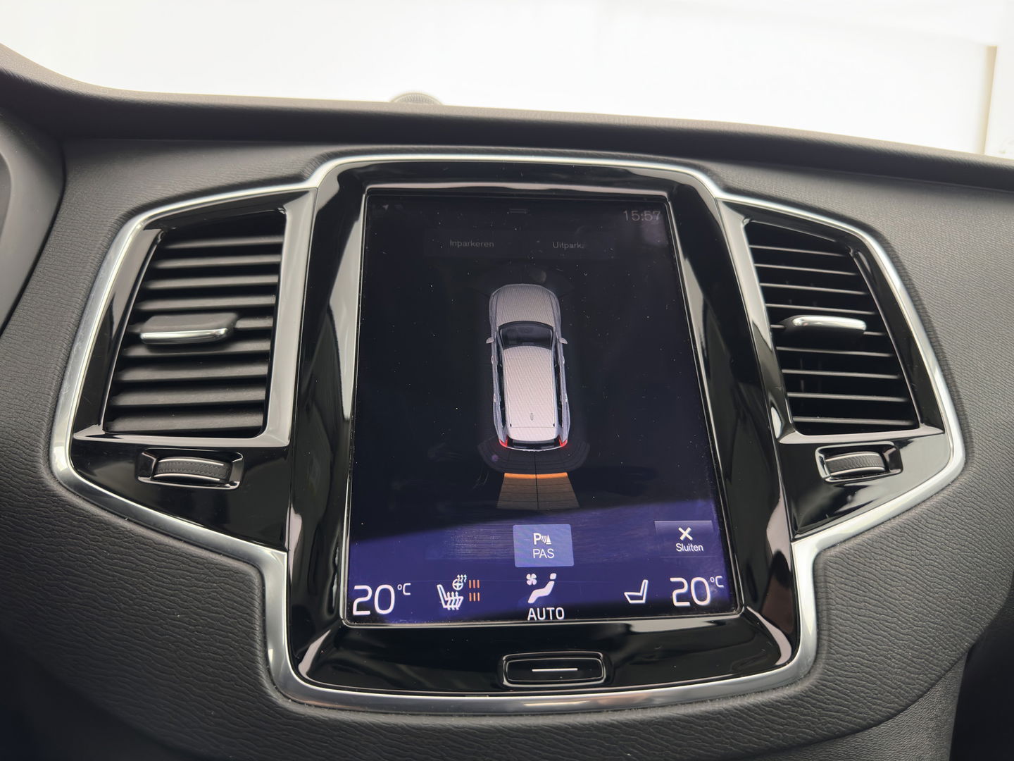 Volvo XC90 2.0 D5 AWD Inscription ( 7-Pers ) Aut. *PANO | LUXURY-LEATHER | FULL-LED | MEMORY-PACK | LANE-ASSIST | PDC | ECC | KEYLESS | DAB | NAVI-FULLMAP | ADAPTIVE-CRUISE | HEATED-SPORTSEATS | DIGI-COCKPIT | 19''ALU*