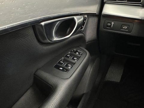 Volvo XC90 2.0 D5 AWD Inscription ( 7-Pers ) Aut. *PANO | LUXURY-LEATHER | FULL-LED | MEMORY-PACK | LANE-ASSIST | PDC | ECC | KEYLESS | DAB | NAVI-FULLMAP | ADAPTIVE-CRUISE | HEATED-SPORTSEATS | DIGI-COCKPIT | 19''ALU*