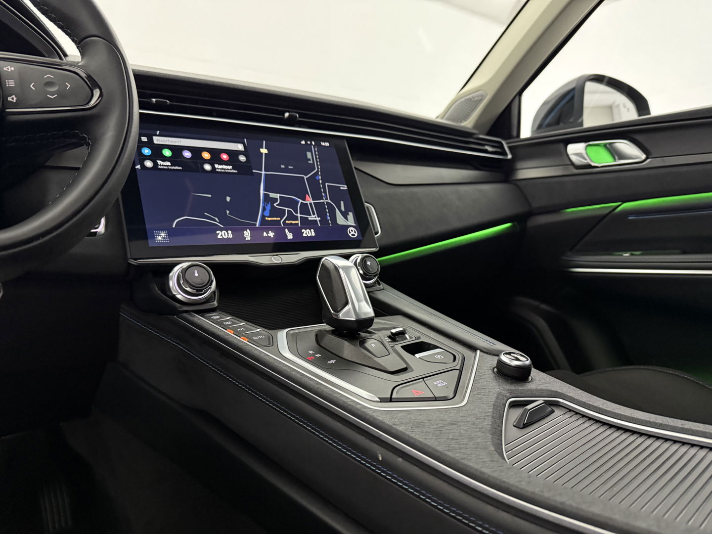 Lynk Co 01 1.5 | SOH 97% | Pano | Sfeerverl. | 360° | Virtual | Memory | Adap. Cruise | Carplay | NAP