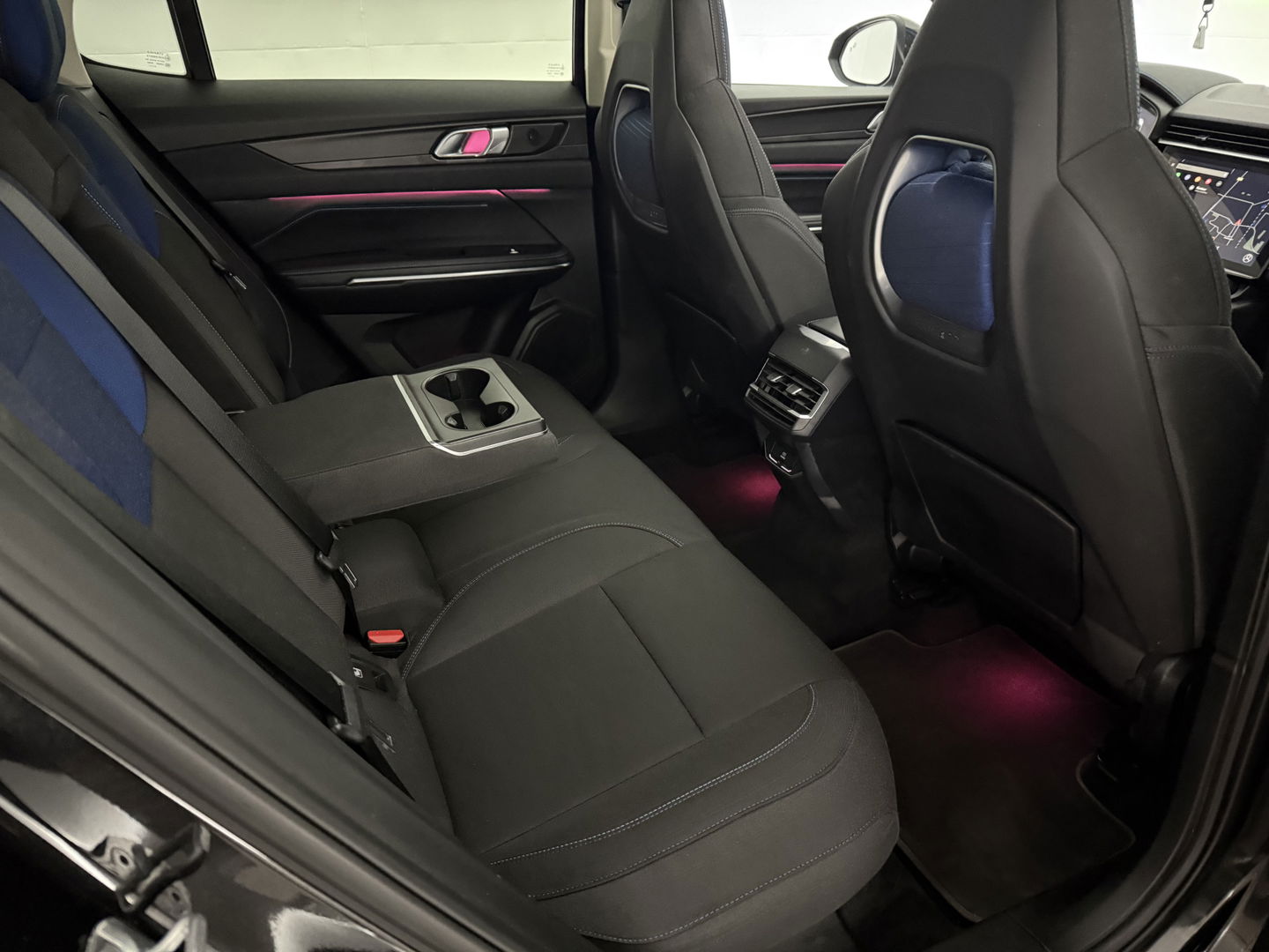 Lynk Co 01 1.5 | SOH 97% | Pano | Sfeerverl. | 360° | Virtual | Memory | Adap. Cruise | Carplay | NAP