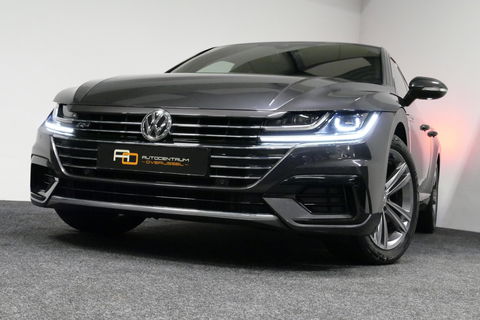 Volkswagen Arteon 2.0 TSI Business R / Stoelverwarming / Apple Carplay - Android Auto / Ergo Active best. stoel / Navigatie / Climatronic / Full LED / Elektr. wegklapbare trekhaak / Keyless / Grootlicht assistent