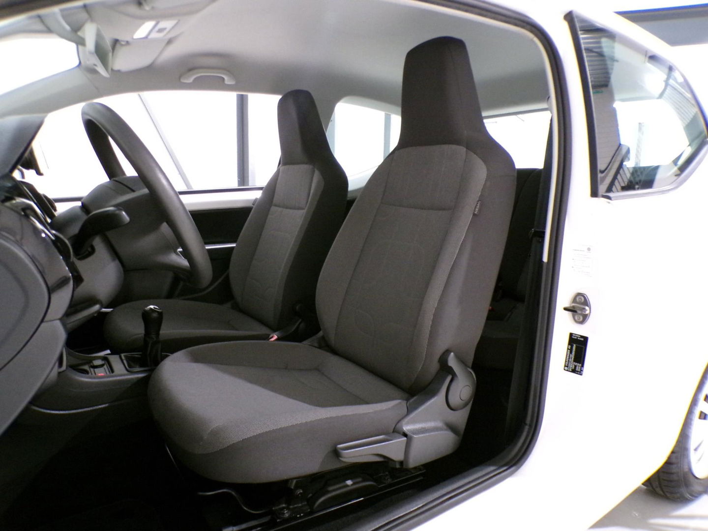 Volkswagen up! 1.0 move up! "Origineel NL!" Navigatie Bluetooth Airco Elektrische-ramen Garantie