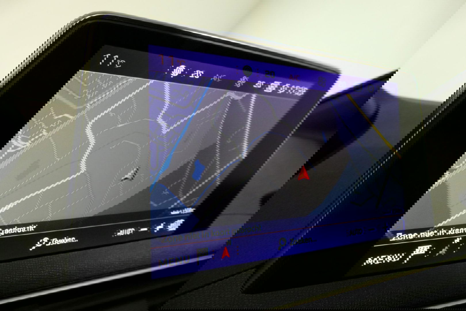 Peugeot 3008 1.2 PureTech GT Line / Apple carplay - Android Auto / Achteruitrijcamera / Navigatie / DAB+ / Dodehoek detectie / Cruise Control / 19'' LMV / Full LED / Keyless