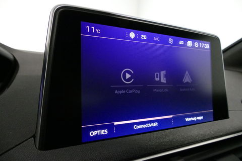 Peugeot 3008 1.2 PureTech GT Line / Apple carplay - Android Auto / Achteruitrijcamera / Navigatie / DAB+ / Dodehoek detectie / Cruise Control / 19'' LMV / Full LED / Keyless