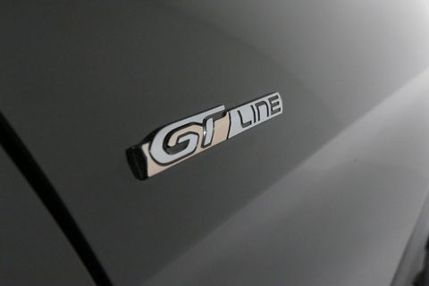 Peugeot 3008 1.2 PureTech GT Line / Apple carplay - Android Auto / Achteruitrijcamera / Navigatie / DAB+ / Dodehoek detectie / Cruise Control / 19'' LMV / Full LED / Keyless