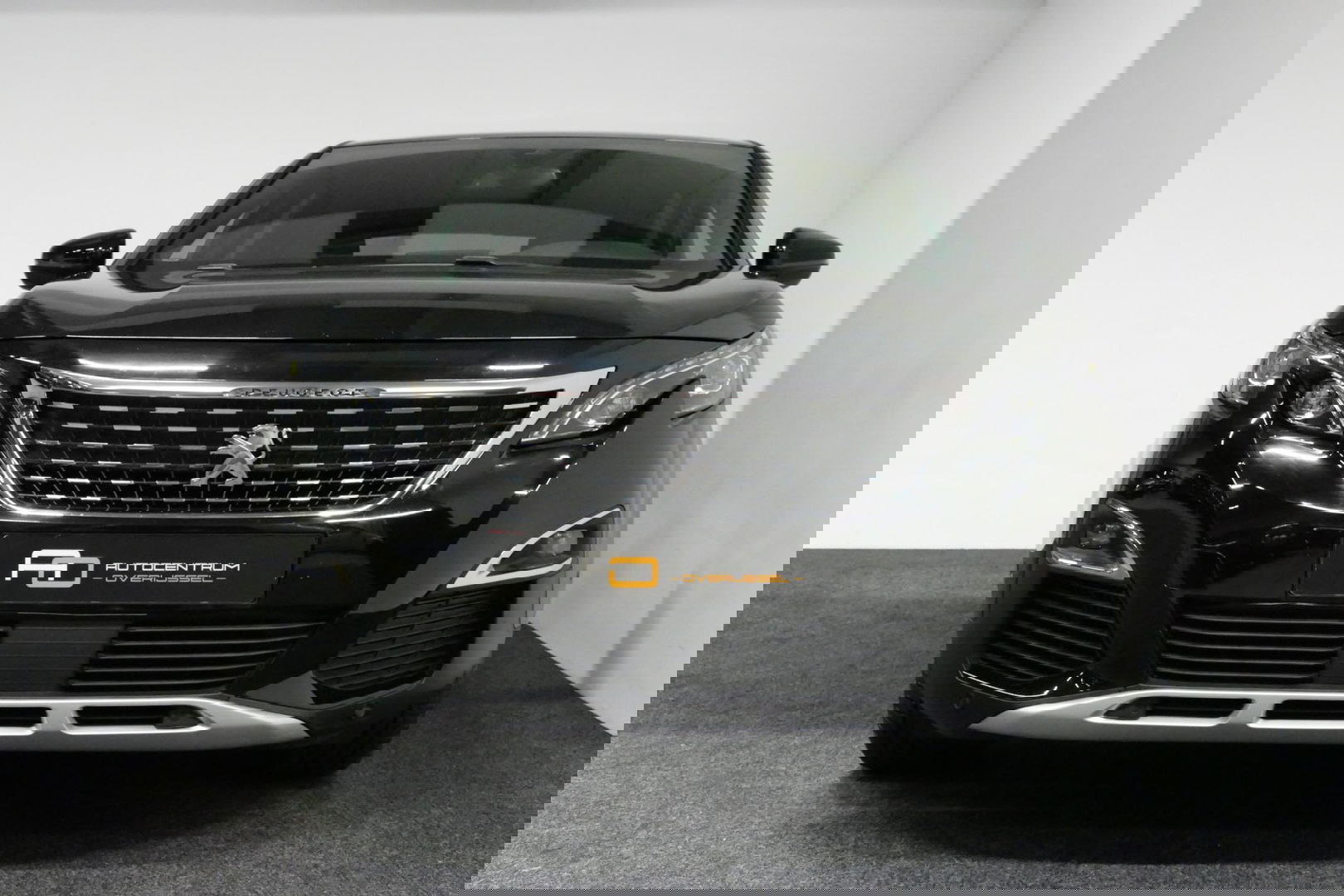 Peugeot 3008 1.2 PureTech GT Line / Apple carplay - Android Auto / Achteruitrijcamera / Navigatie / DAB+ / Dodehoek detectie / Cruise Control / 19'' LMV / Full LED / Keyless