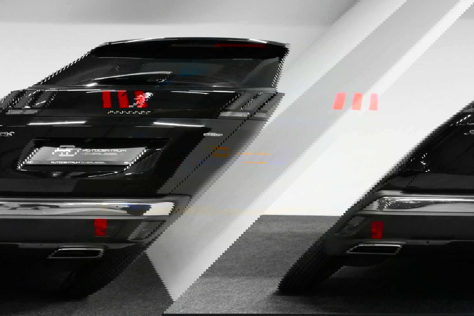 Peugeot 3008 1.2 PureTech GT Line / Apple carplay - Android Auto / Achteruitrijcamera / Navigatie / DAB+ / Dodehoek detectie / Cruise Control / 19'' LMV / Full LED / Keyless