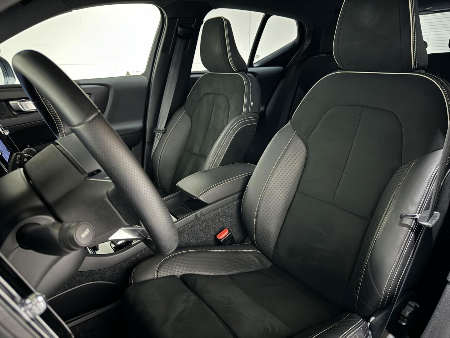 Volvo XC40 1.5 T5 Recharge R-Design Pano ACC Camera CarPlay NAP