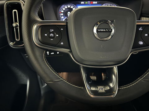 Volvo XC40 1.5 T5 Recharge R-Design Pano ACC Camera CarPlay NAP