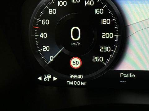 Volvo XC40 1.5 T5 Recharge R-Design Pano ACC Camera CarPlay NAP