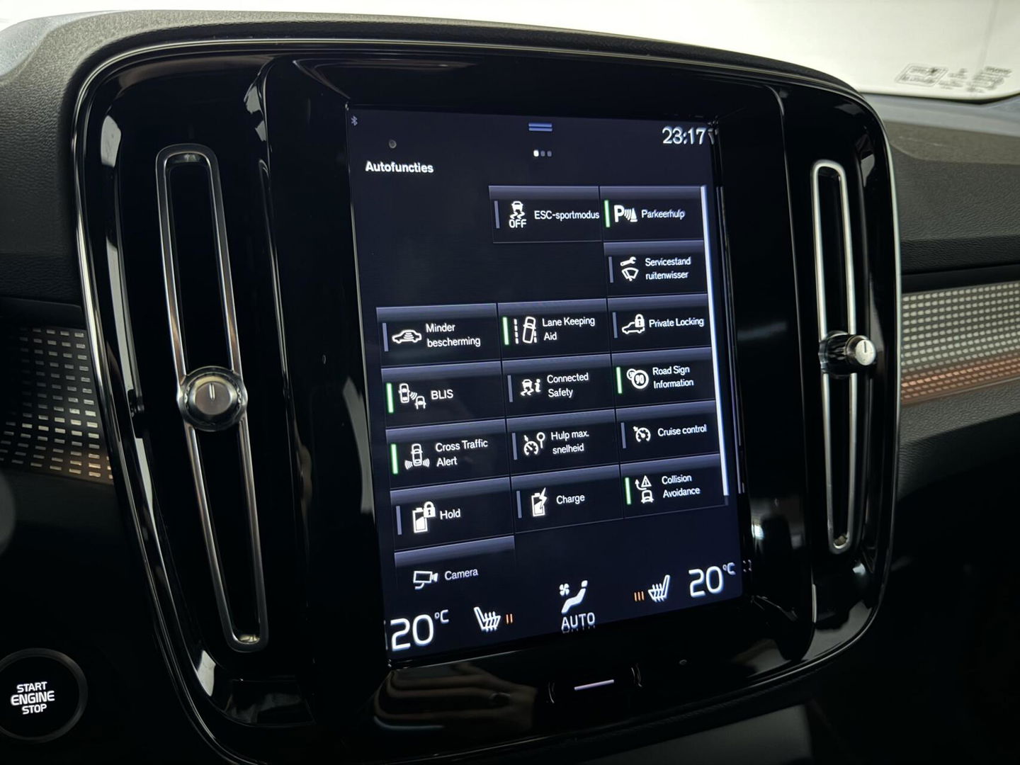 Volvo XC40 1.5 T5 Recharge R-Design Pano ACC Camera CarPlay NAP