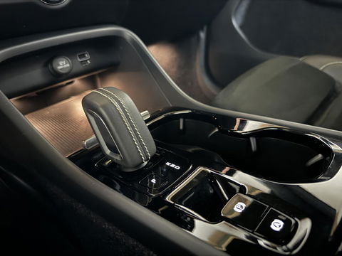 Volvo XC40 1.5 T5 Recharge R-Design Pano ACC Camera CarPlay NAP