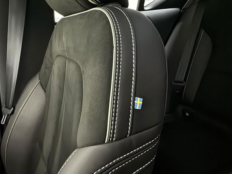 Volvo XC40 1.5 T5 Recharge R-Design Pano ACC Camera CarPlay NAP