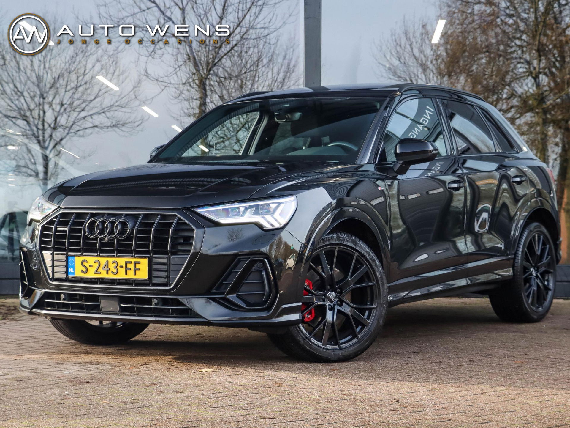 Audi Q3 40 TFSI Quattro S Line Panoramadak B&O Audio Leder Camera Sfeerverlichting