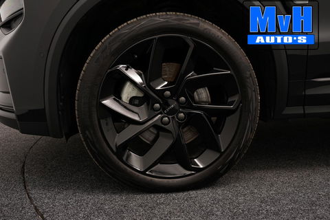 Lynk & Co 01 1.5 Hybride|FULL BLACK XL|ZWARTE.HEMEL|PANO|NAP