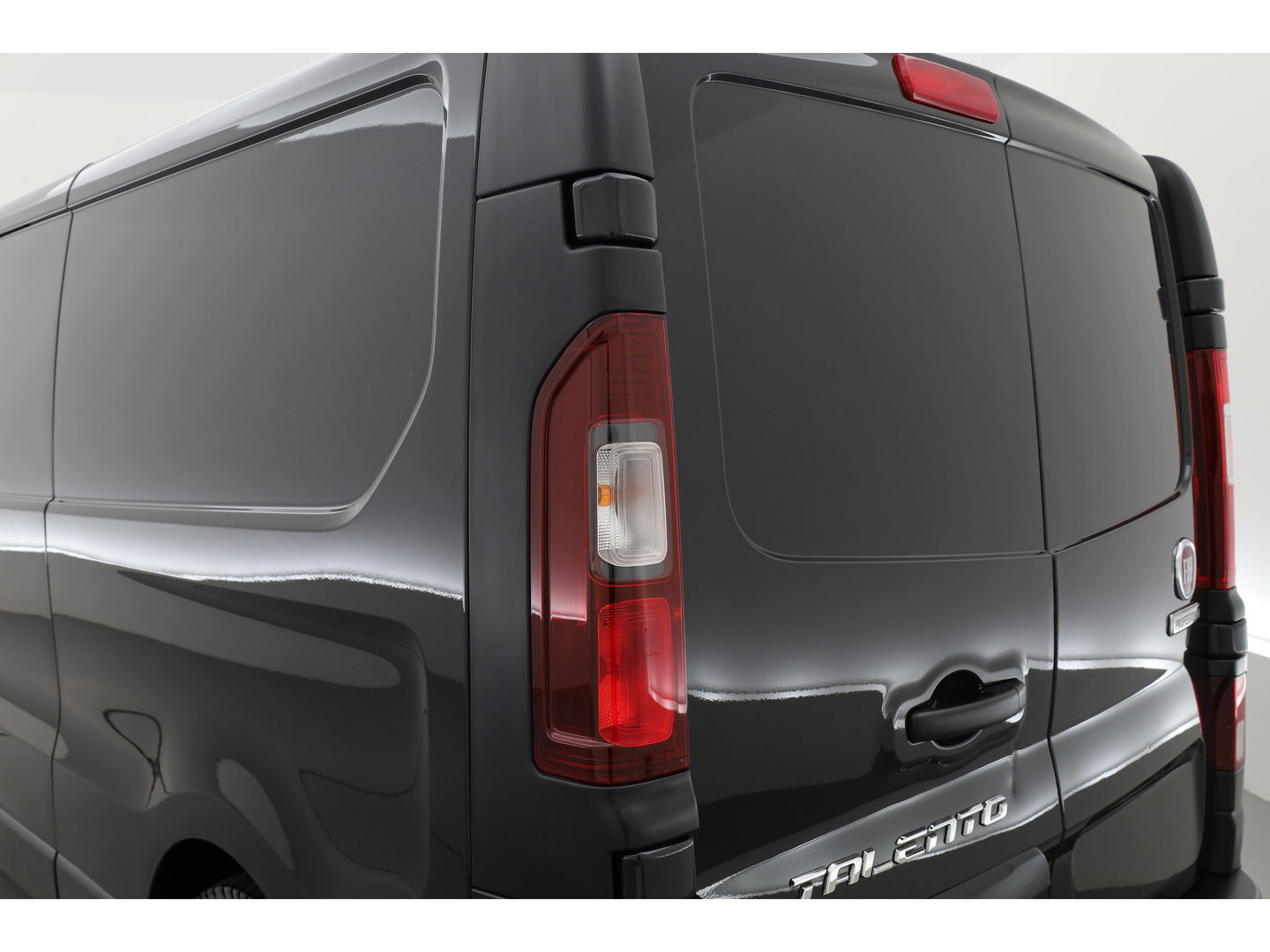 Fiat Talento 2.0 MultiJet L2H1 | 145pk | Cruise Control | Trekhaak | Bluetooth | DAB