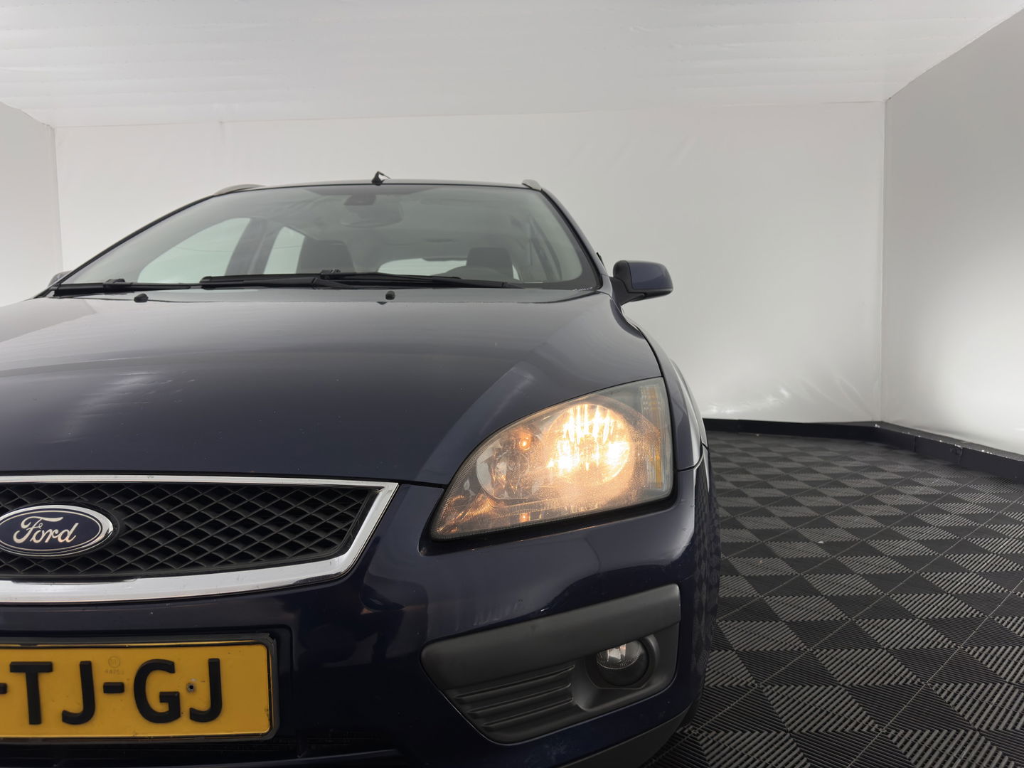 Ford FOCUS Wagon 1.6-16V Futura *AIRCO | CRUISE | COMFORT-SEATS | TOWBAR | 16''ALU*