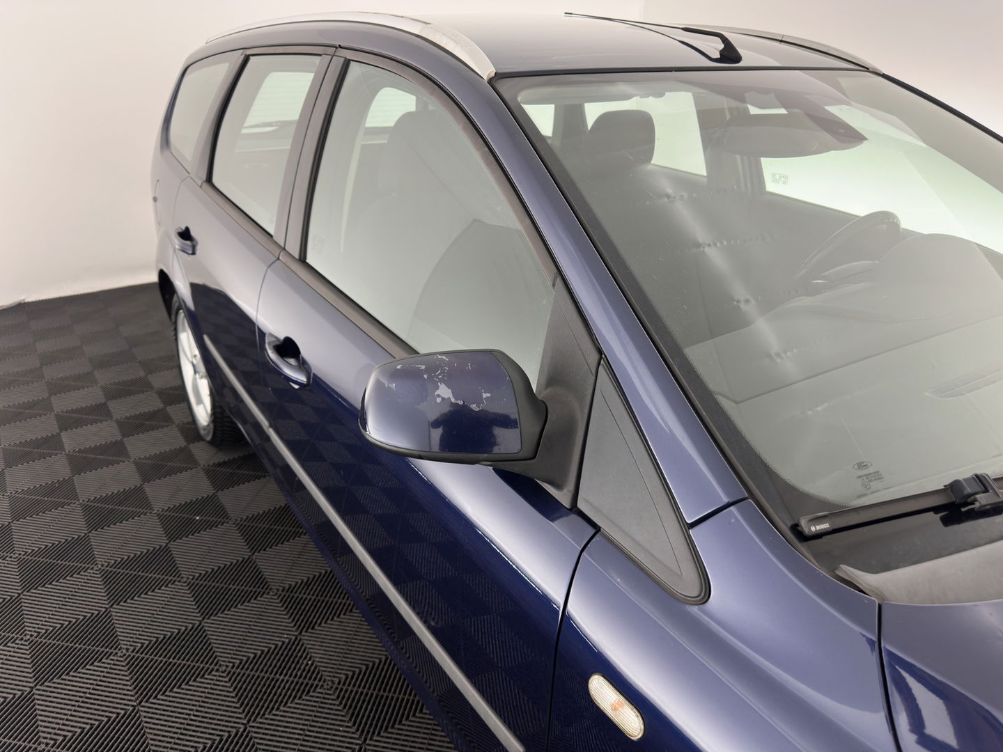 Ford FOCUS Wagon 1.6-16V Futura *AIRCO | CRUISE | COMFORT-SEATS | TOWBAR | 16''ALU*