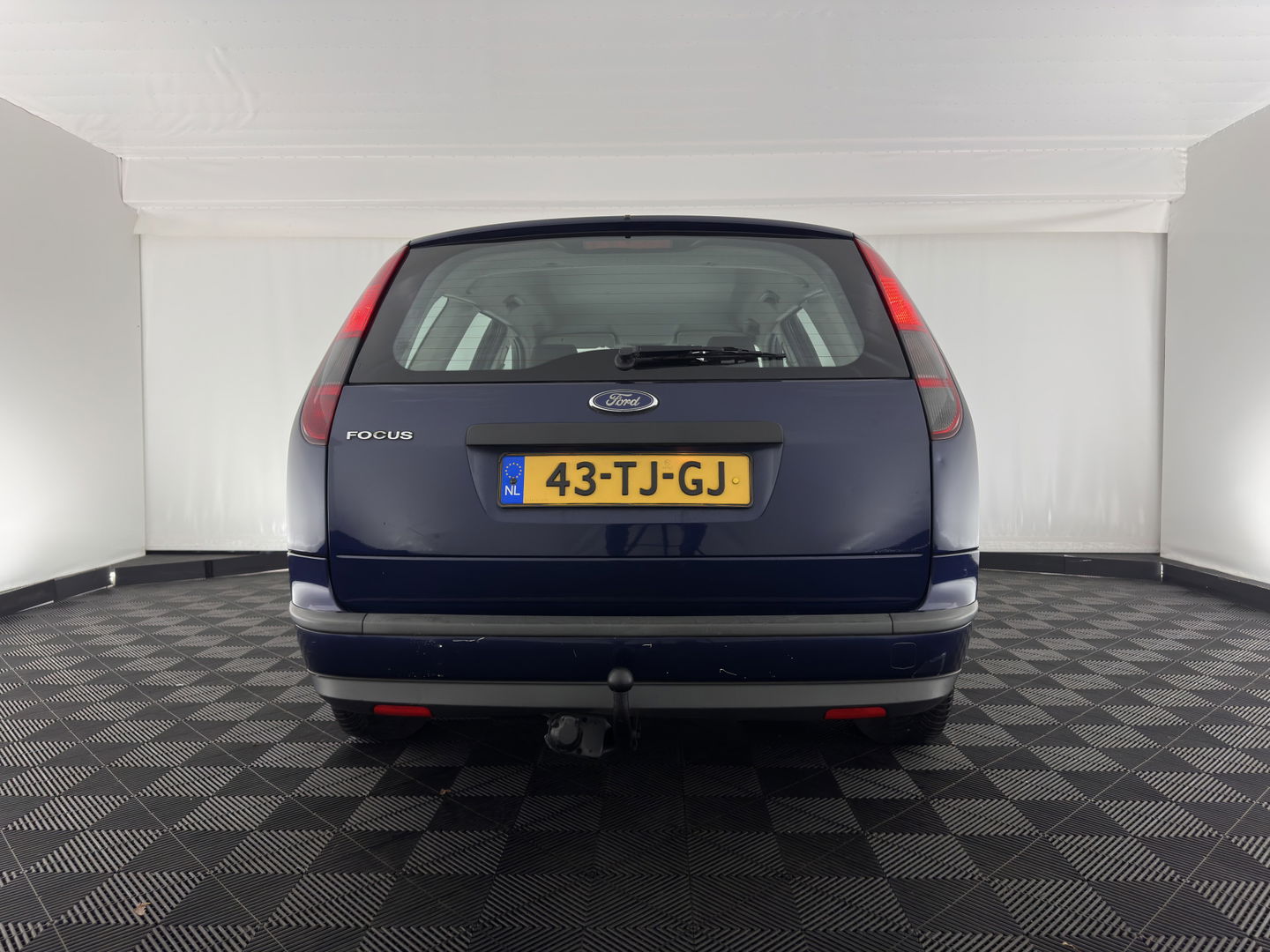 Ford FOCUS Wagon 1.6-16V Futura *AIRCO | CRUISE | COMFORT-SEATS | TOWBAR | 16''ALU*