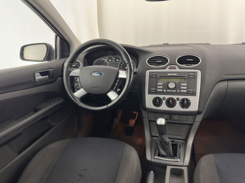 Ford FOCUS Wagon 1.6-16V Futura *AIRCO | CRUISE | COMFORT-SEATS | TOWBAR | 16''ALU*